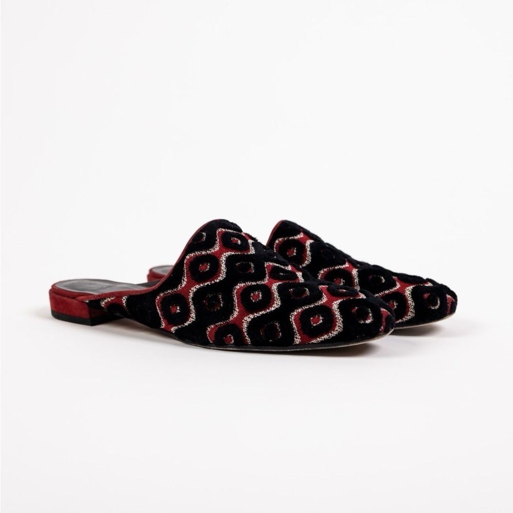 Stuart Weitzman Mulearky Red Black Geometric Slip-on Mule Flats